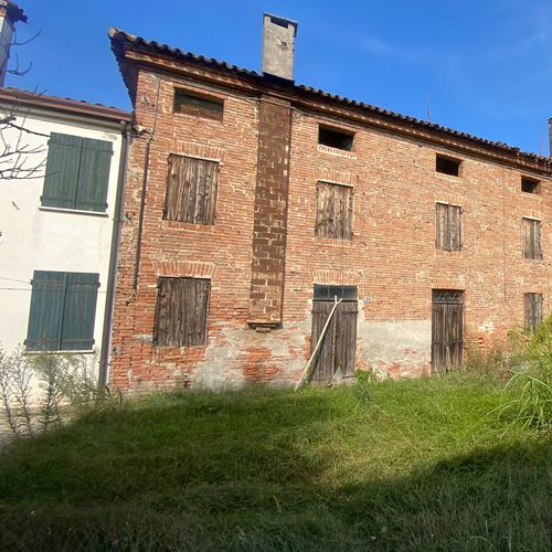 Rustico di testa